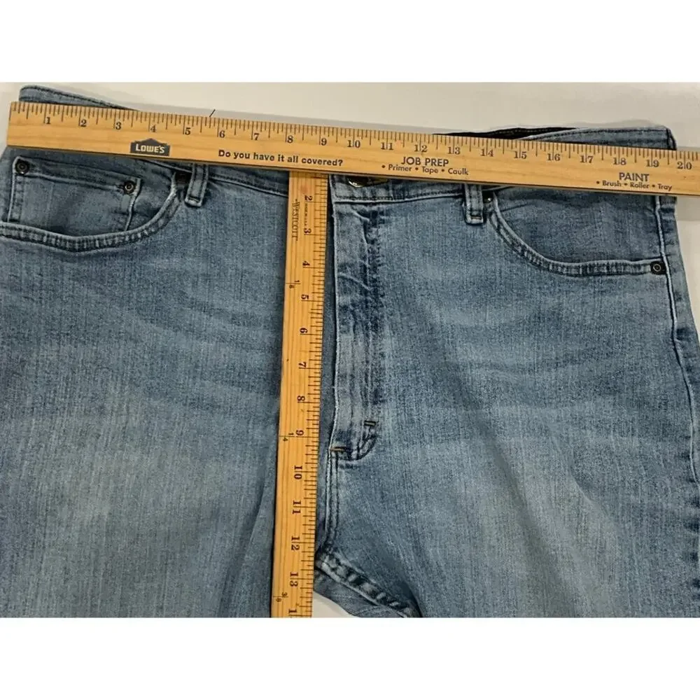 Wrangler Authentics Men’s Jeans 38X32 Stretch Waist Light Wash RN 130273